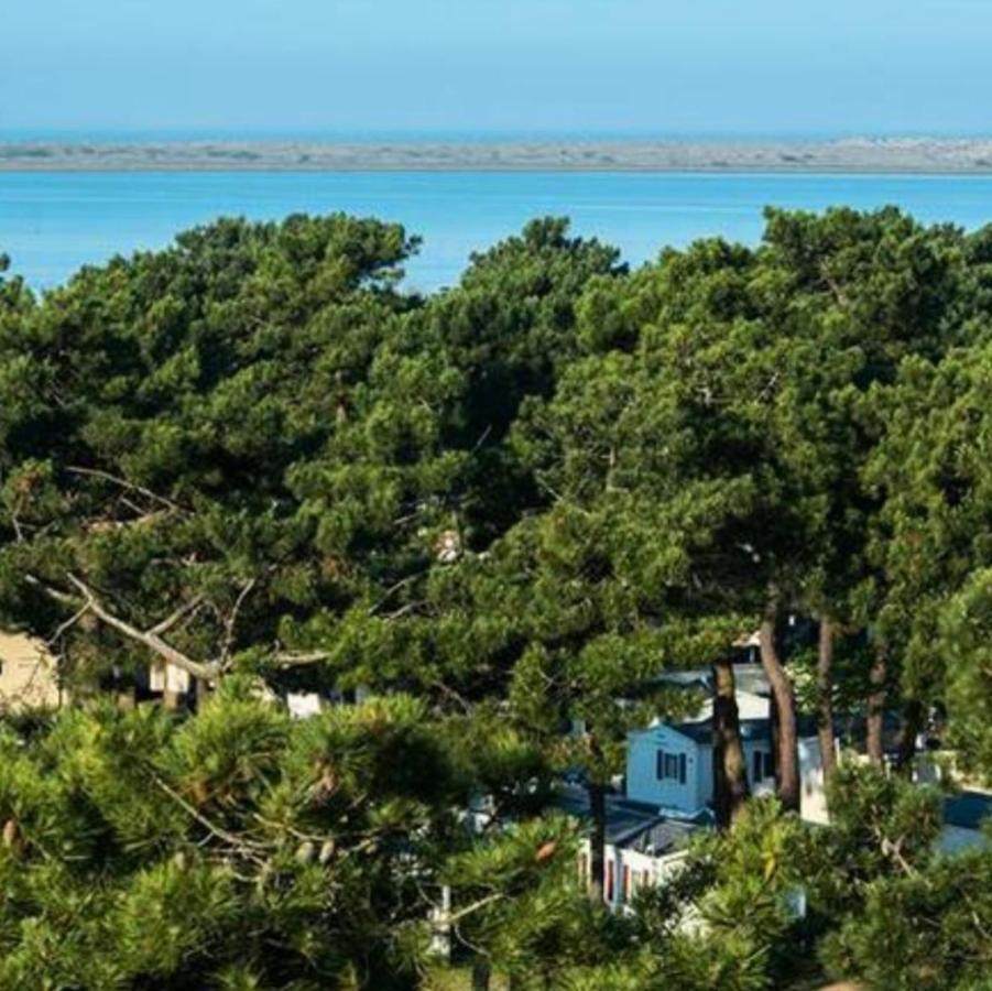 Hotel Camping La Palmyre Les Mathes Esterno foto